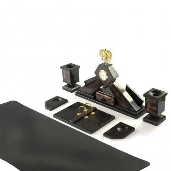 Письменный набор &amp;quot;Гербовый&amp;quot; из яшмы с настольным ковриком 121022