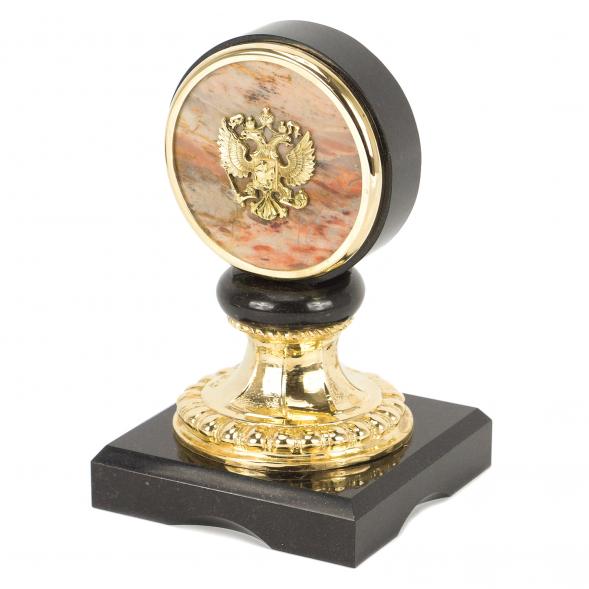 Настольная принадлежность подставка &amp;quot;Герб России&amp;quot; камень яшма долерит 117877