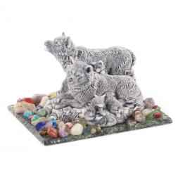 Сувенир "Семейство волков" из мрамолита