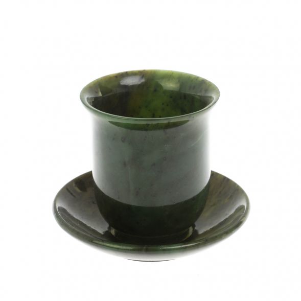 Кофейная чашка с блюдцем из нефрита 128910