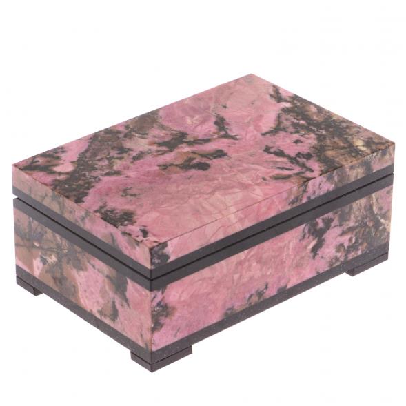 Шкатулка из родонита 10х7х4 см 126440