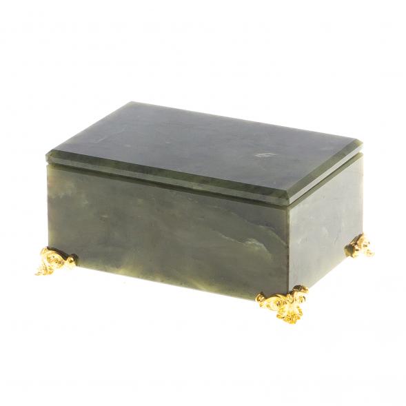 Шкатулка из нефрита 9,5х6,5х4,5 см 124704