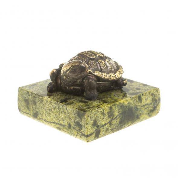 Статуэтка из бронзы &amp;quot;Черепаха №3&amp;quot; на подставке из змеевика 124181