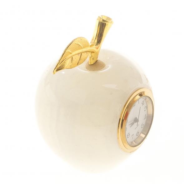 Часы «Яблоко» из бежевого оникса 5×6 см (2) 124640