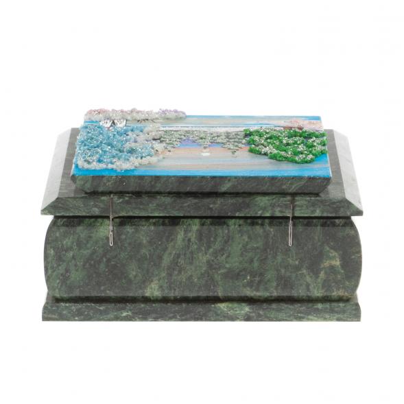 Шкатулка с рисунком &amp;quot;Зима&amp;quot; из змеевика 16х12х7,5 см 127136