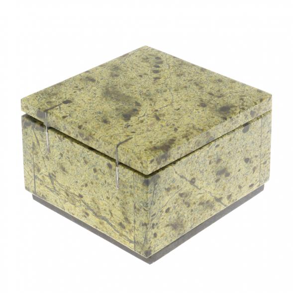 Шкатулка из змеевика 9,5х9,5х6 см 129577