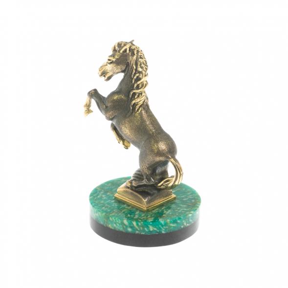 Статуэтка &amp;quot;Конь на дыбах&amp;quot; на подставке из амазонита 5х4,5х7,5 см 129429