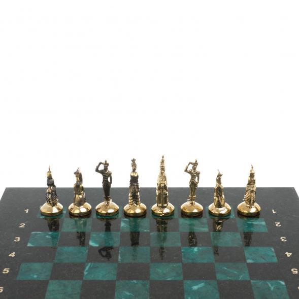 Шахматы &amp;quot;Итальянская война&amp;quot; фигуры бронза доска 28х28 см из змеевика 128253