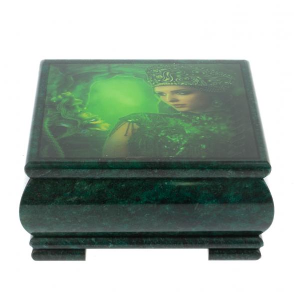 Шкатулка &amp;quot;Хозяйка медной горы&amp;quot; из змеевика 18х18хх8 см 128337