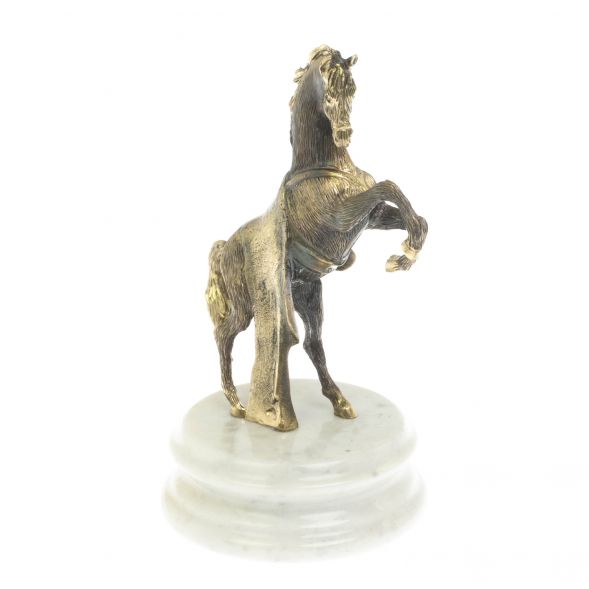 Статуэтка из бронзы &amp;quot;Конь с попоной&amp;quot; на подставке из мрамора 129240