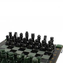 Шахматы с гравировкой "Турнирные" доска 42х42 см нефрит, габбро