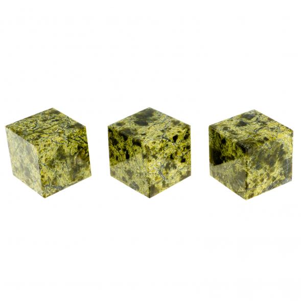 Кубик камень светло-зеленый змеевик 22 мм 123398