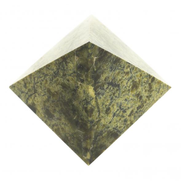 Пирамида 4х4х4 см камень змеевик 113740