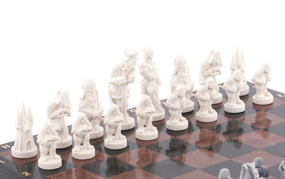 Настольные шахматы &amp;quot;Средневековье&amp;quot; камень лемезит и змеевик 40х40 см 119961