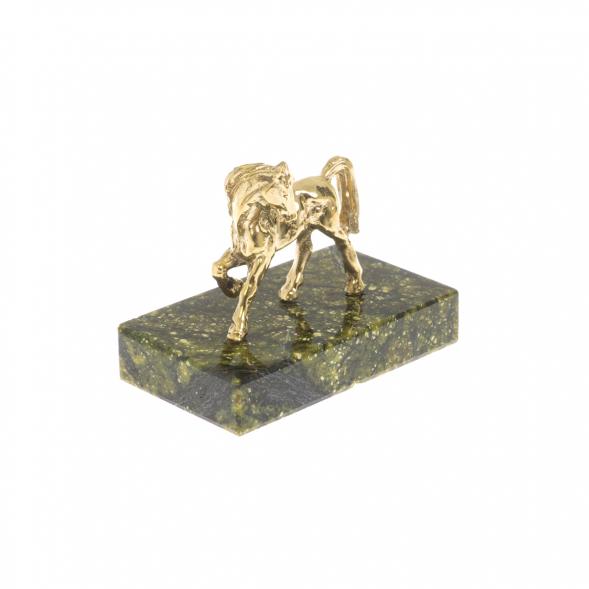 Статуэтка &amp;quot;Лошадка&amp;quot; из бронзы на подставке из светло-зеленого змеевика 129988