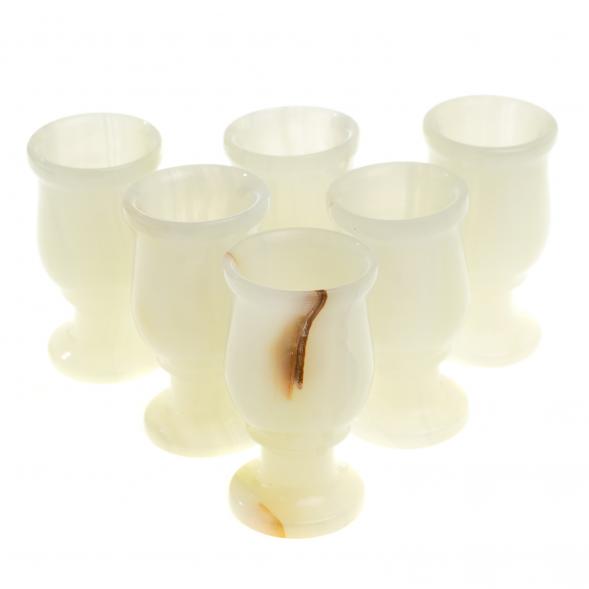 Набор рюмок из белого оникса в футляре 4х6,5 см 20 мл (1,5х3) 6 шт 123953