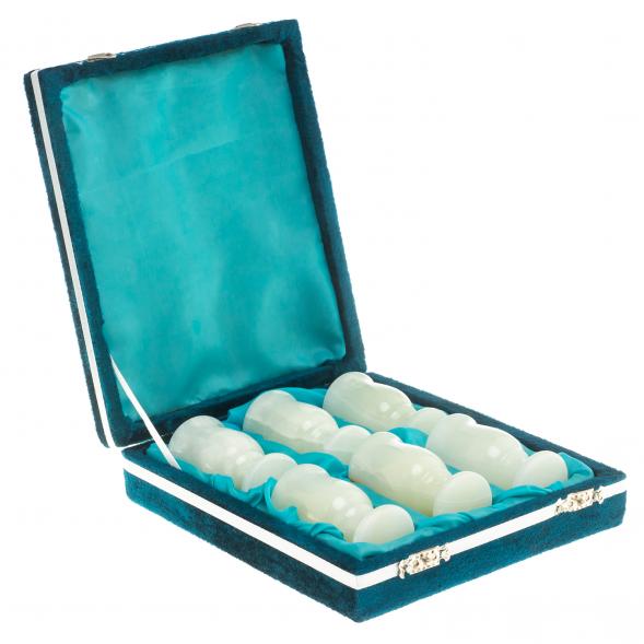 Набор рюмок из белого оникса в футляре 4х6,5 см 20 мл (1,5х3) 6 шт 123953