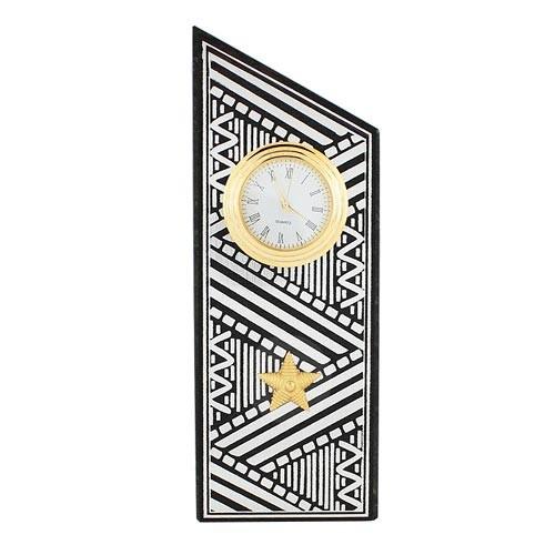 Часы &amp;quot;Погон генерал&amp;quot; цвет серебро камень змеевик треугольные 113534