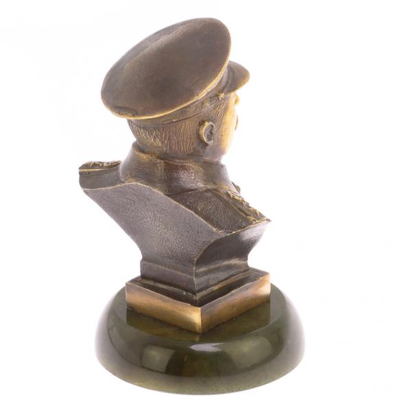 Бюст Сталина И.В. из бронзы и нефрита