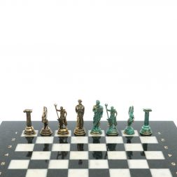 Шахматы "Подвиги Геракла" фигуры  бронза / патина 28х28 см из мрамора
