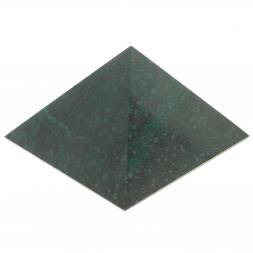 Пирамида 10х10х6,3 см камень змеевик