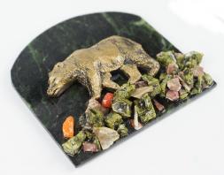 Магнит &amp;quot;Медведь идет&amp;quot; змеевик