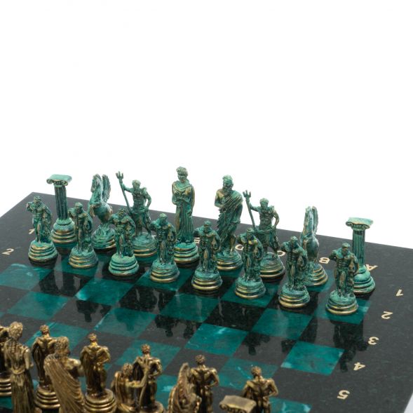 Шахматы &amp;quot;Подвиги Геракла&amp;quot; фигуры бронза / патина 28х28 см из змеевика 128199