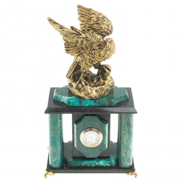 Часы настольные &amp;quot;Орел на скале&amp;quot; камень змеевик 123240