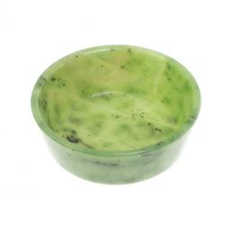 Тарелка орешница из нефрита 8х8х2,8 см