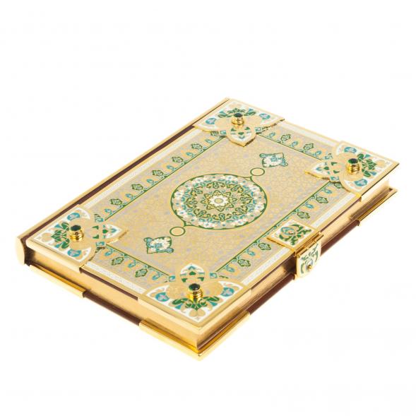 Подарочный Коран на арабском языке с четками 127575