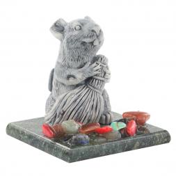 Сувенир из мрамолита "Крыса с веником"