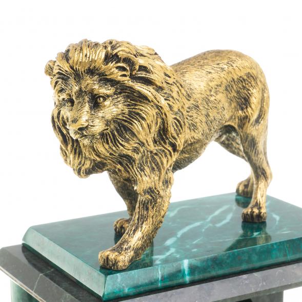 Часы &amp;quot;Гордый лев&amp;quot; камень змеевик 123242