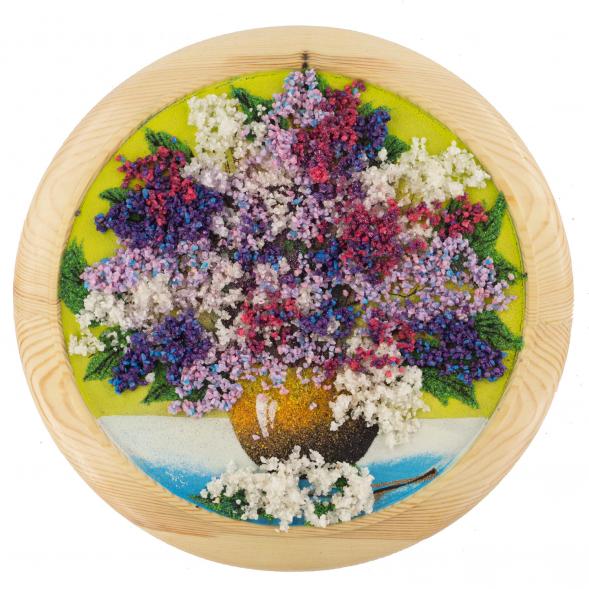 Панно из камня &amp;quot;Сирень в вазе&amp;quot; на тарелке 30х30 см из дерева желтый фон 121092