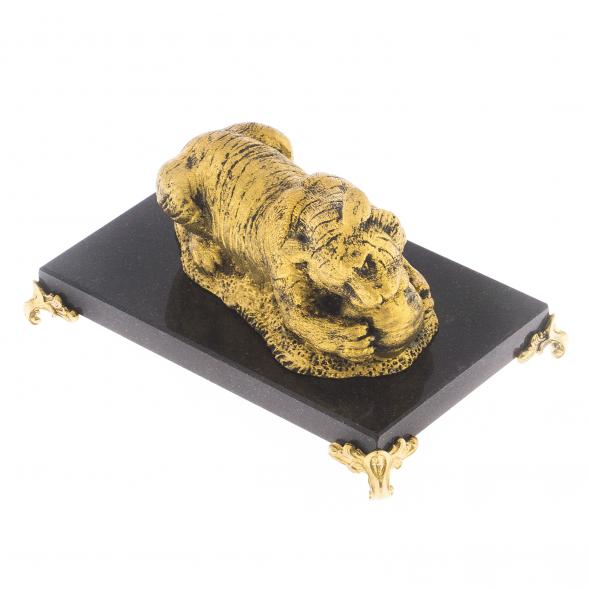 Сувенир фигурка &amp;quot;Тигр с мячом&amp;quot; на подставке из камня 122282