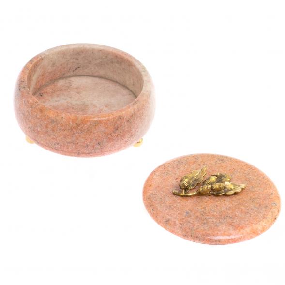 Шкатулка с декором из бронзы &amp;quot;Желуди&amp;quot; камень розовый мрамор 15х15х9 см 125511