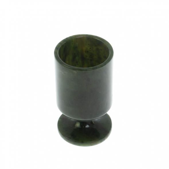 Рюмка на ножке из нефрита 4х4х7 см 40 мл 128664