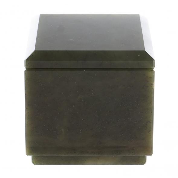 Шкатулка из нефрита 5,5х5,5х5,5 см 124543