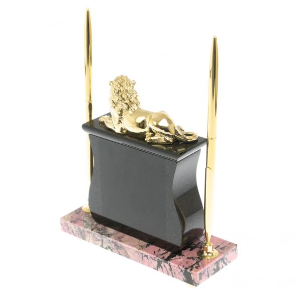 Часы  Лев&amp;quot; из родонита 129266