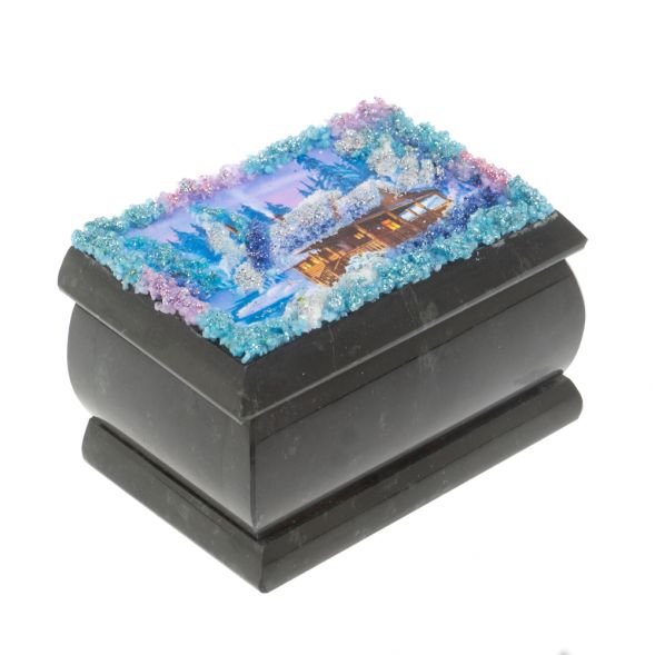 Шкатулка &amp;quot;Домик в зимнем лесу&amp;quot; змеевик 10х6,5х6 см 127266