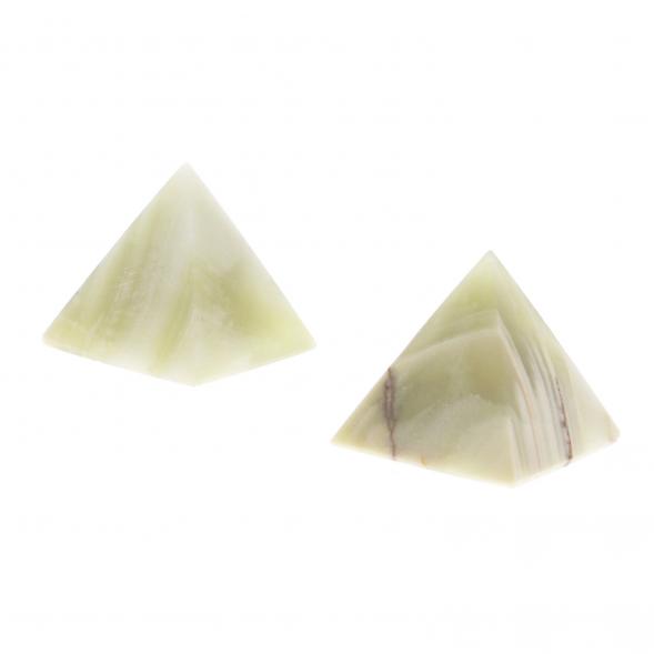 Пирамида из камня оникс зеленая 3,5х3,5х3,6 см (1,25) 121832