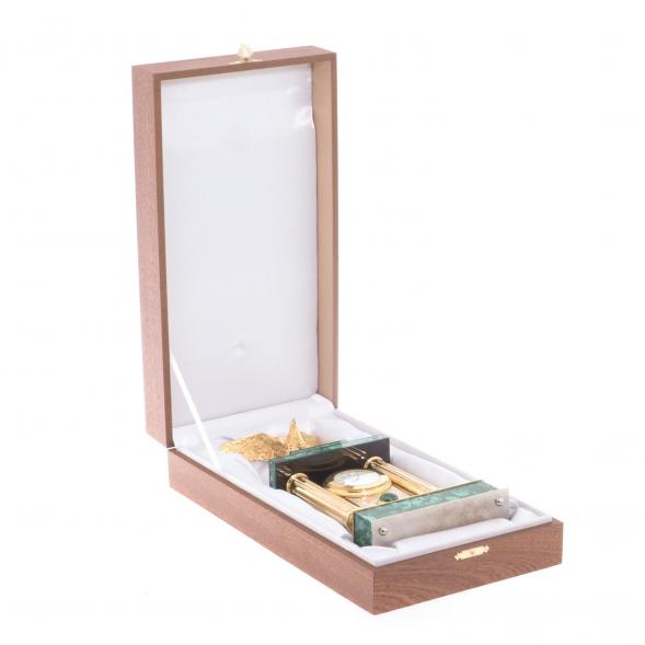 Часы из малахита &amp;quot;Горный орел&amp;quot; Златоуст 113590