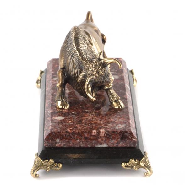 Бронзовая статуэтка &amp;quot;Бык&amp;quot; на подставке из камня цвет патина 121101