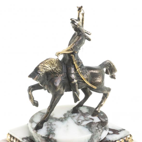 Часы из мрамора и бронзы &amp;quot;Салават Юлаев&amp;quot; 123700