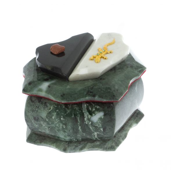 Каменная шкатулка &amp;quot;Ракушка&amp;quot; шабровский змеевик / белый мрамор 14х10х9 см 129115