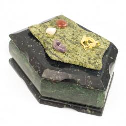 Шкатулка "Корона" большая змеевик 17x11x8 см