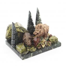 Сувенир "Два кабана" змеевик самоцветы